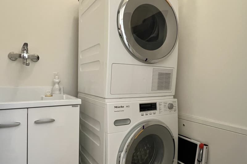 Exklusives Wohnen mit 180°Seesicht, Wellnessbereich & Pool (26)