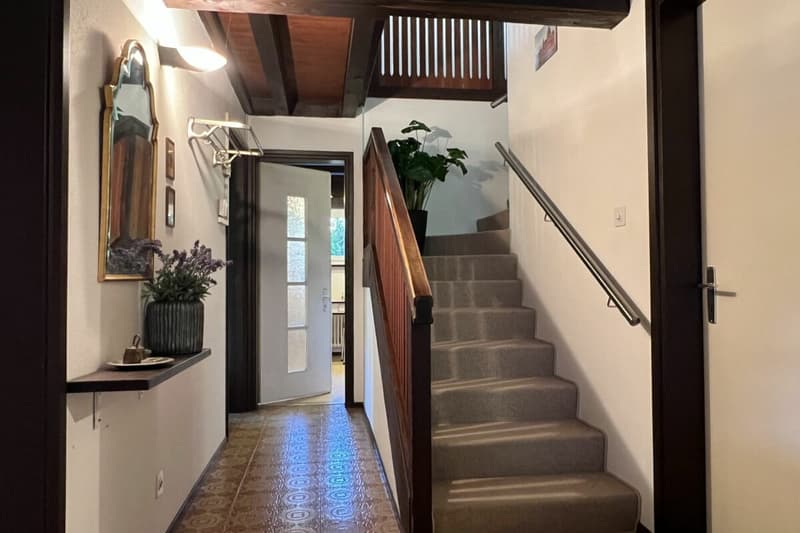 Wohnen im Grünen - Einfamilienhaus mit herrlicher Aussicht und viel Gestaltungspotenzial (16)