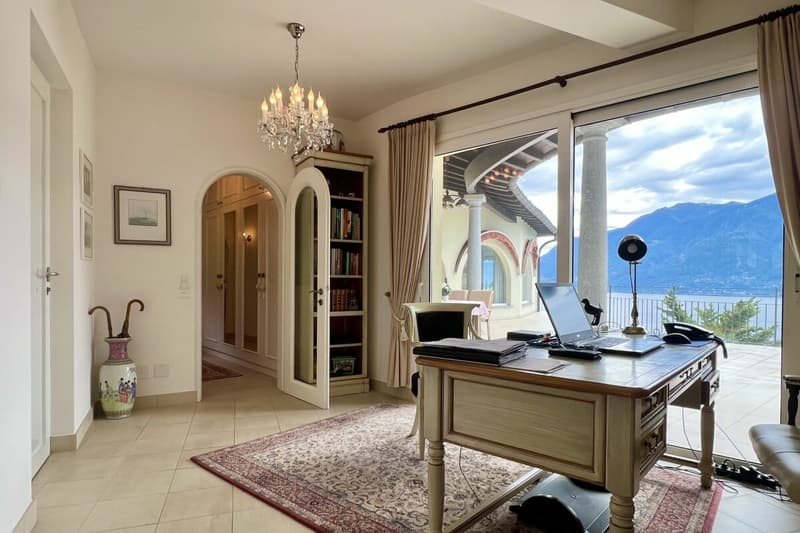 Exklusive "Frank-Villa" mit Gästehaus, Swimmingpool und weitläufigem Grundstück (18)