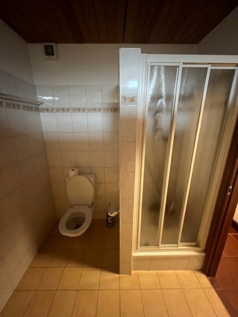 Office/medical studio/beauty studio possibly already furnished (7)