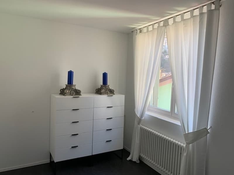 Multi-family house with 3 apartments in Gambarogno (6)