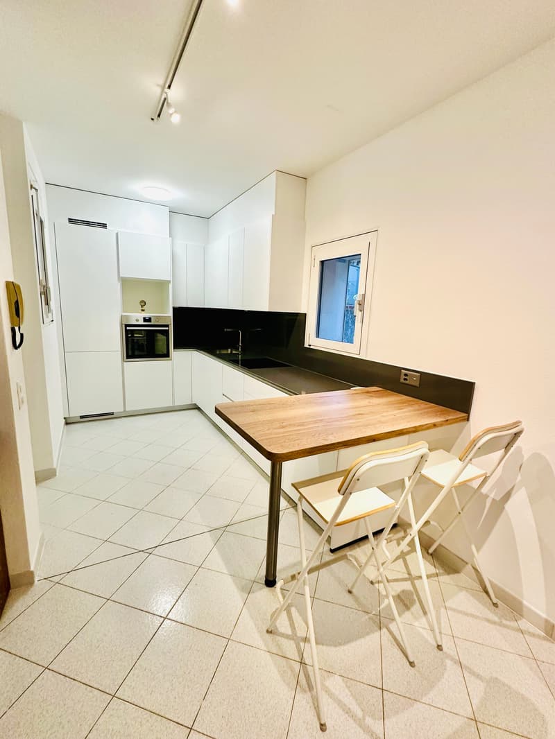 Faszinierendes duplexes Einfamilienhaus mit 2 Zimmern, Garten und Pauschalspesen (7)