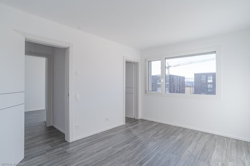 Bright Apartment with Double Service (6)