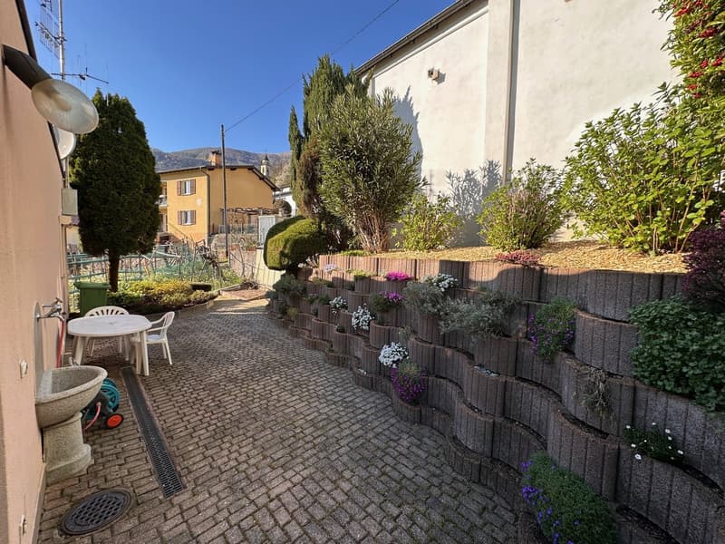 Faszinierendes unabhängiges Duplex mit 2 Zimmern, Garten und Pauschalspesen (12)