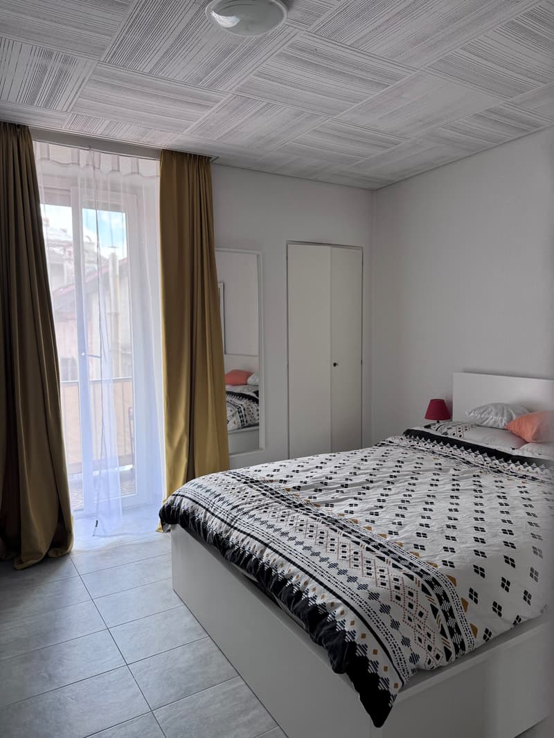 1.5 LOCALI IN ZONA CENTRALISSIMA (1)