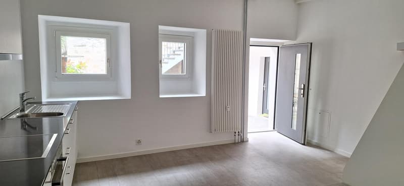Losone - appartement accueillant de 4 pièces dans le noyau du village (2)