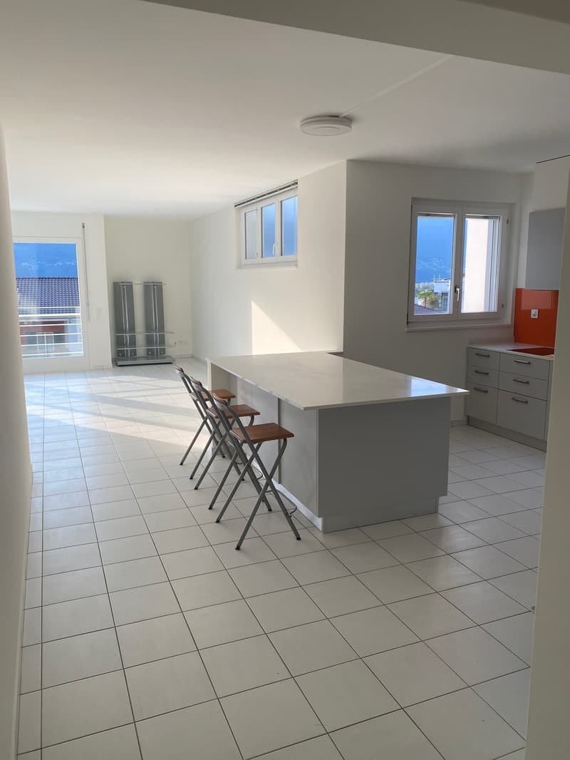 Luminoso appartamento di 3.5 locali a Muralto (3)