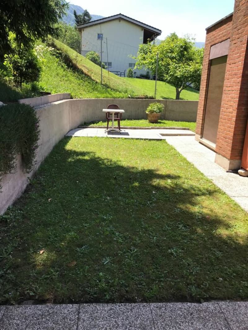 Belle maison dans un quartier résidentiel (15)