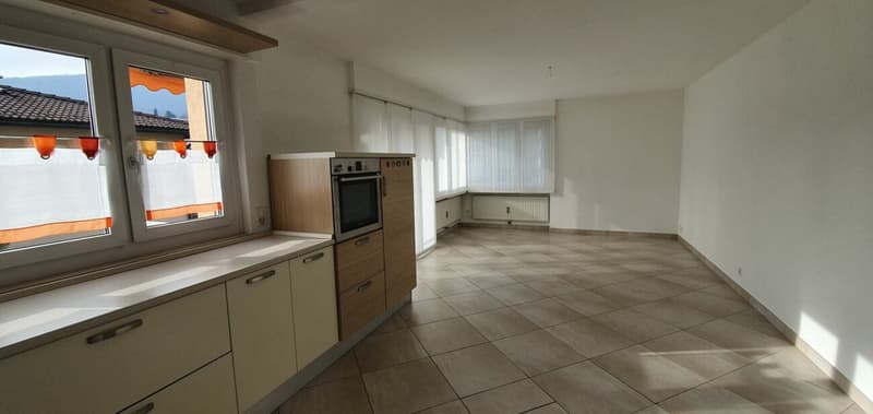Appartement lumineux et bien structuré (5)