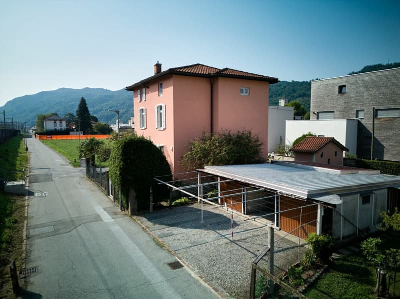 Villa de style Liberty avec jardin et trois unités d'habitation - idéale également comme investissement (16)
