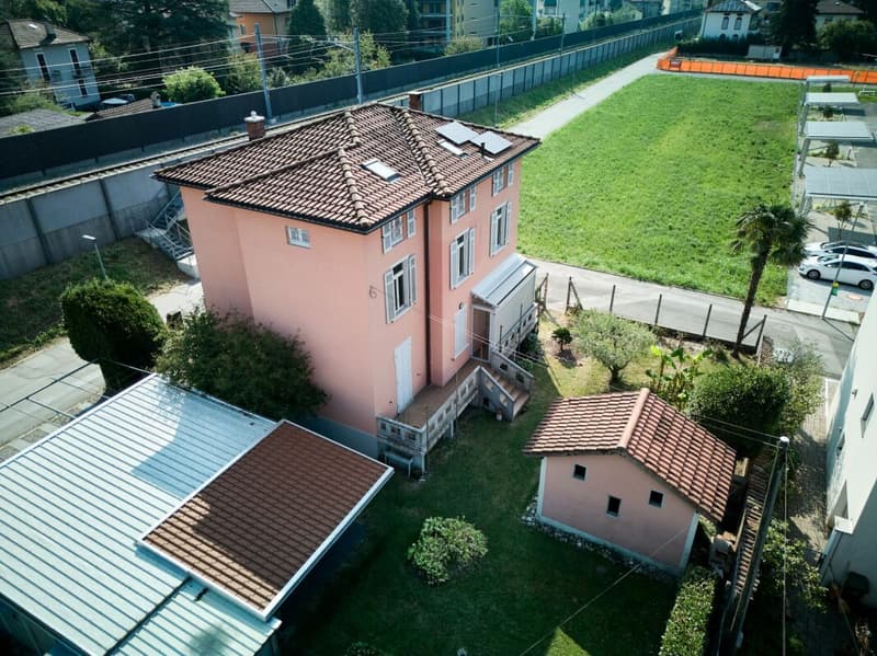 Villa de style Liberty avec jardin et trois unités d'habitation - idéale également comme investissement (17)