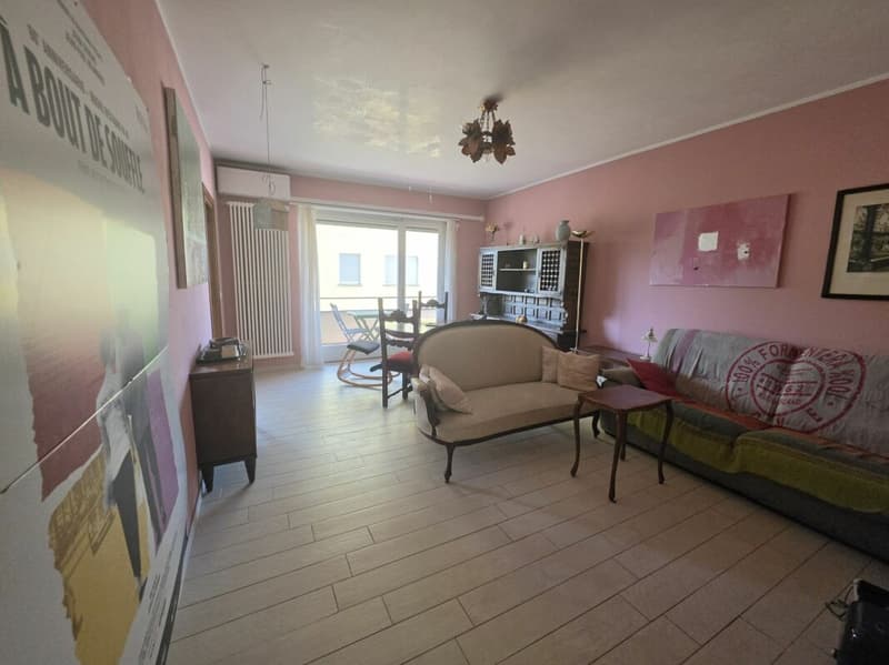 Appartement meublé dans un excellent emplacement (9)