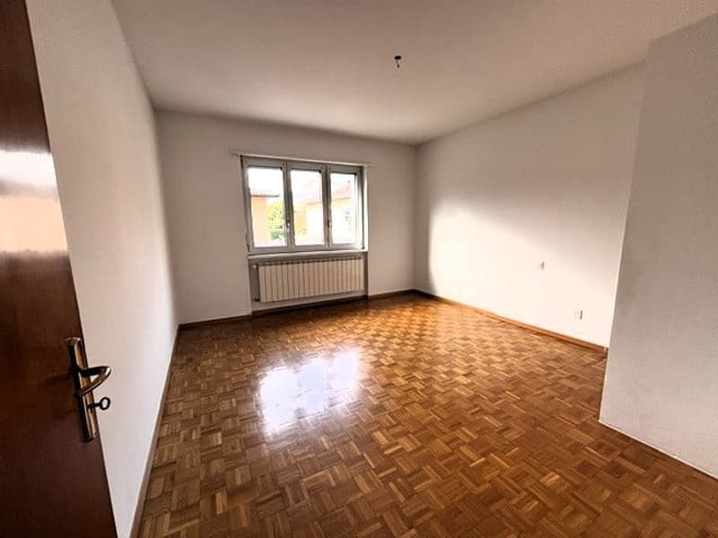 Casa bifamiliare con progetto approvato per sopraelevazione di un piano (9)