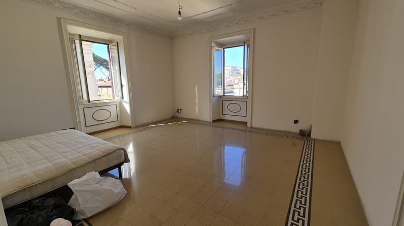 Elegante Appartamento stile Liberty 5 locali San Giovanni Roma (11)