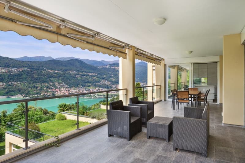 Favoloso Appartamento 5.5 locali, con Vista Lago e Piscina a Montagnola, Svizzera (1)