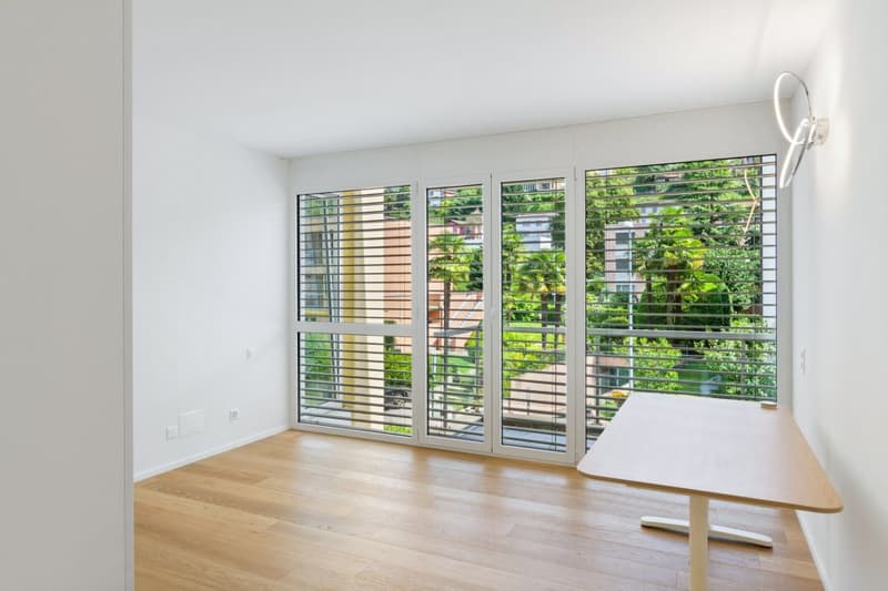 Favoloso Appartamento 5.5 locali, con Vista Lago e Piscina a Montagnola, Svizzera (6)