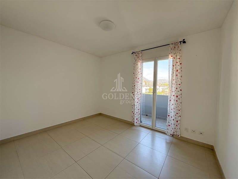 4.5 rooms with large panoramic terrace and private access to the floor (8)