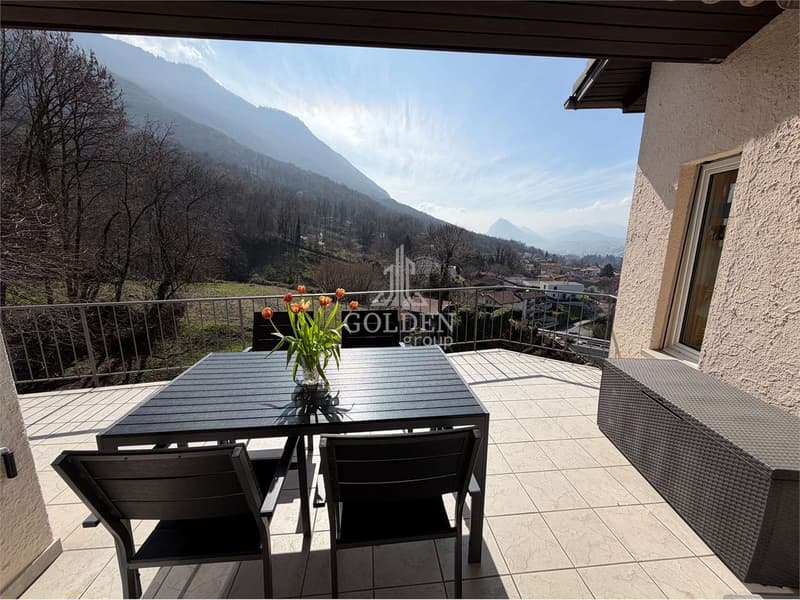 Maison panoramique élégante avec vue ouverte sur Lugano Cadro (4)