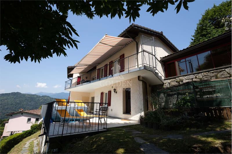Cadro - Elegante casa unifamiliare con terrazze panoramiche e grande g (1)