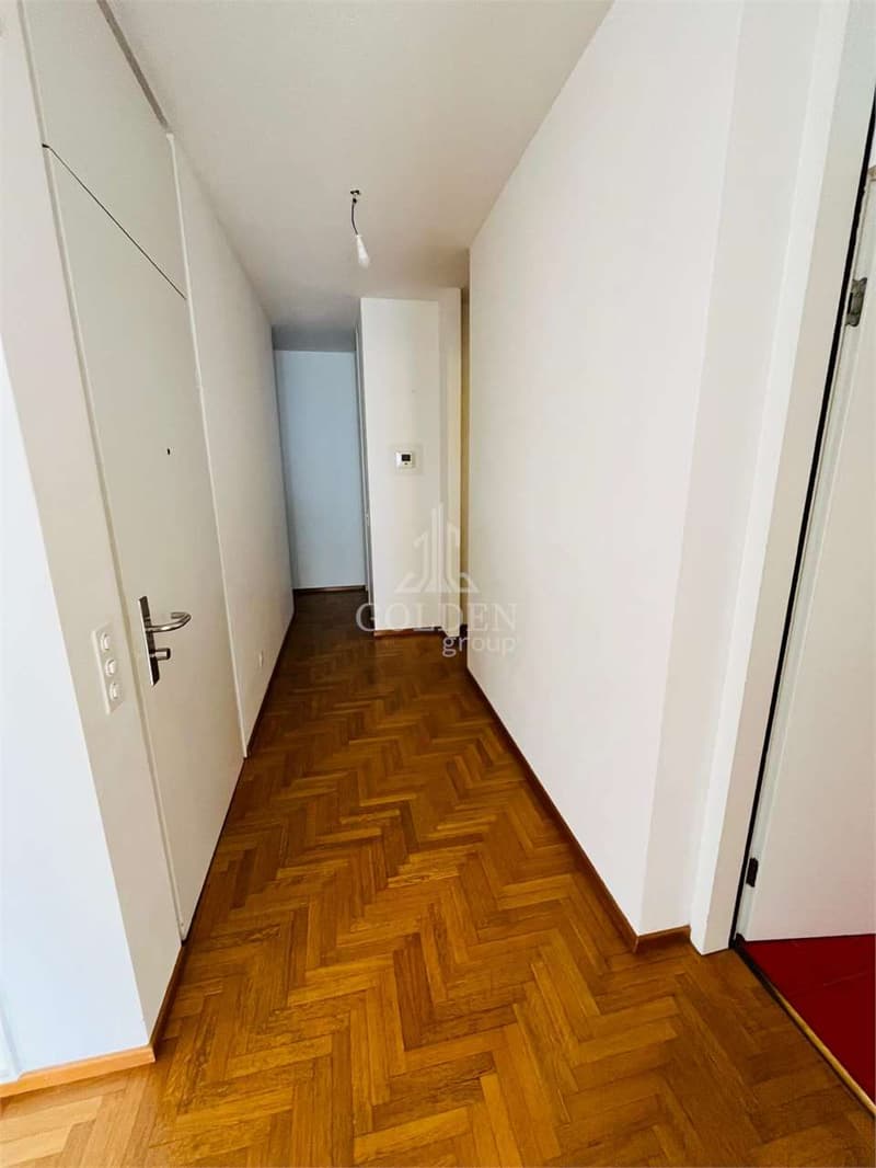 Noble 4.5 rooms with terrace and parking spaces in the garage (5)
