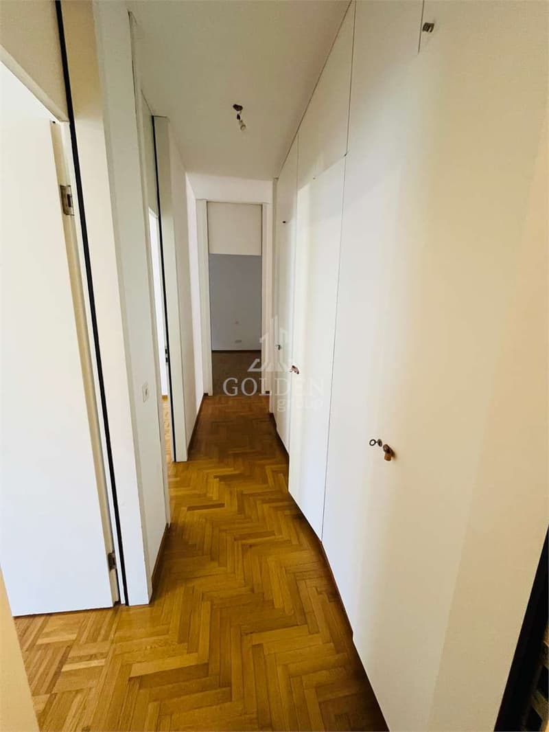 Noble 4.5 rooms with terrace and parking spaces in the garage (13)