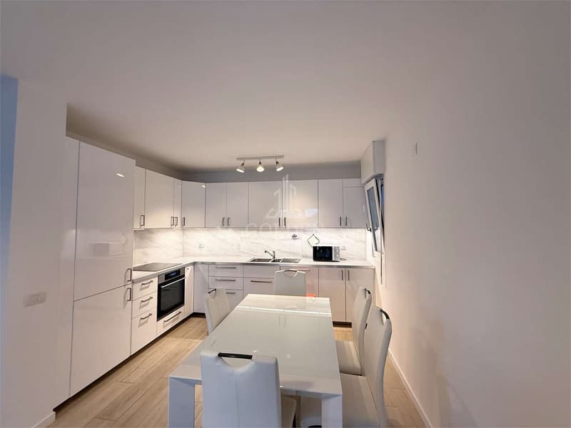 2.5 room apartment completely renovated (6)
