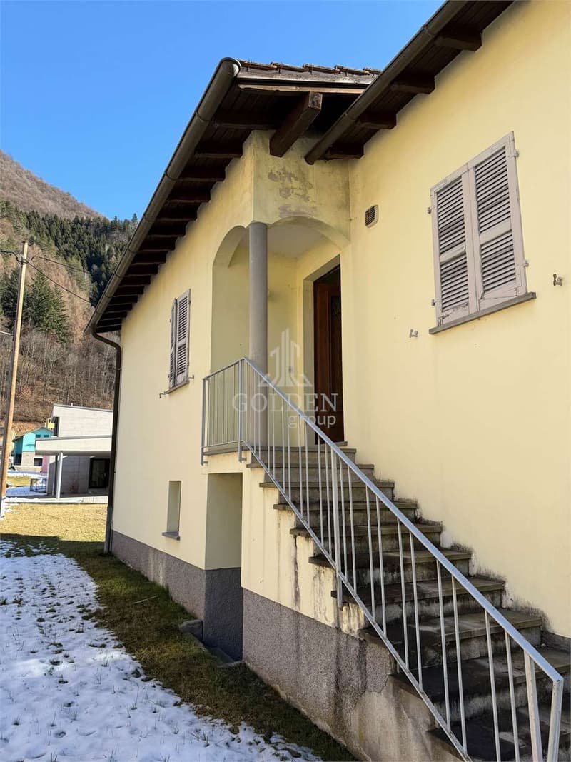 Detached house with large plot in Aquila-Blenio (9)