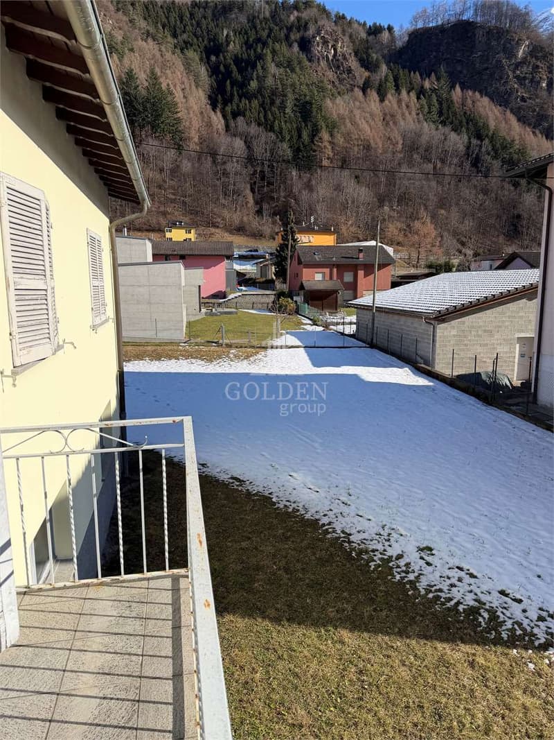 Detached house with large plot in Aquila-Blenio (5)
