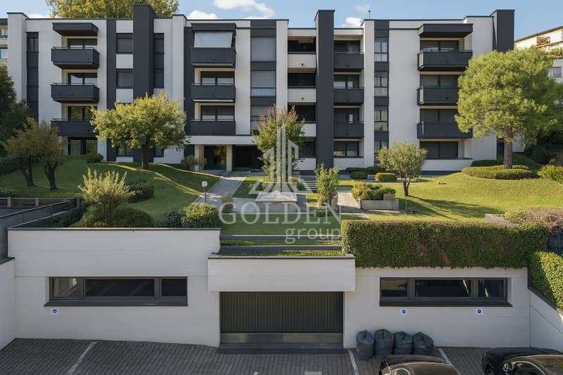 2.5 rooms in a green area, convenient and central position (2)