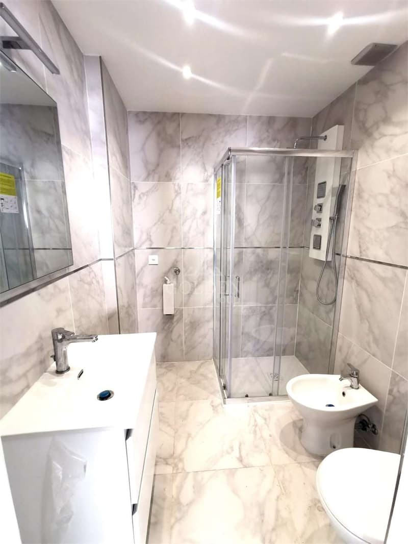 Renovierte 3.5 Zimmer und Parkplatz (5)