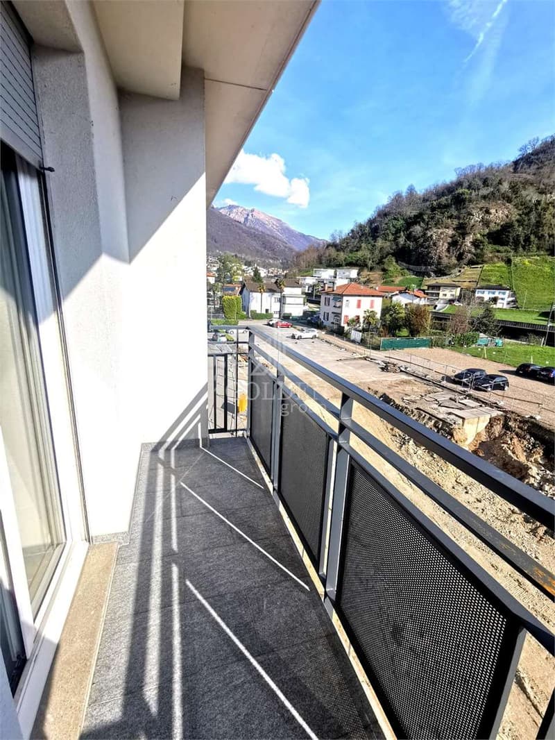 Renovierte 3.5 Zimmer und Parkplatz (8)