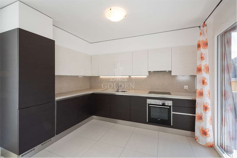 Exclusive 4.5-Room Attic with Large Panoramic Terrace for Rent (10)