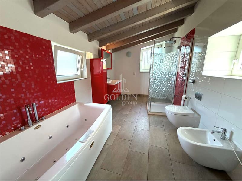 Villa Luganese - Esclusiva proprietà con due abitazioni indipendenti e (4)