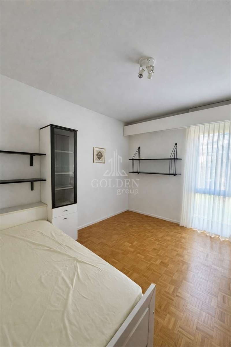 4.5 Rooms of 130sqm in a Noble Residence (5)