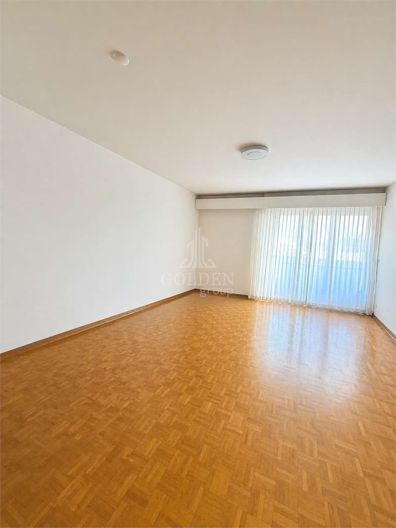 4.5 Rooms of 130sqm in a Noble Residence (2)