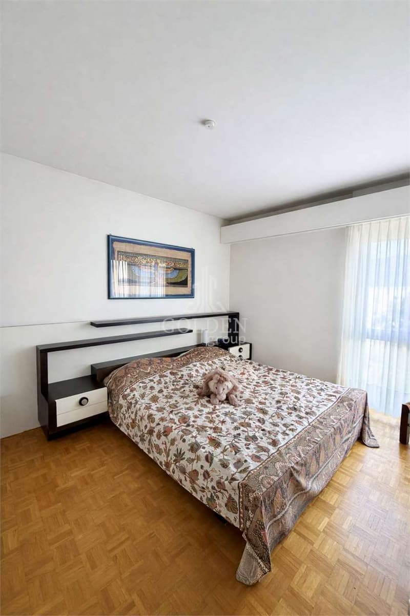 4.5 Rooms of 130sqm in a Noble Residence (4)