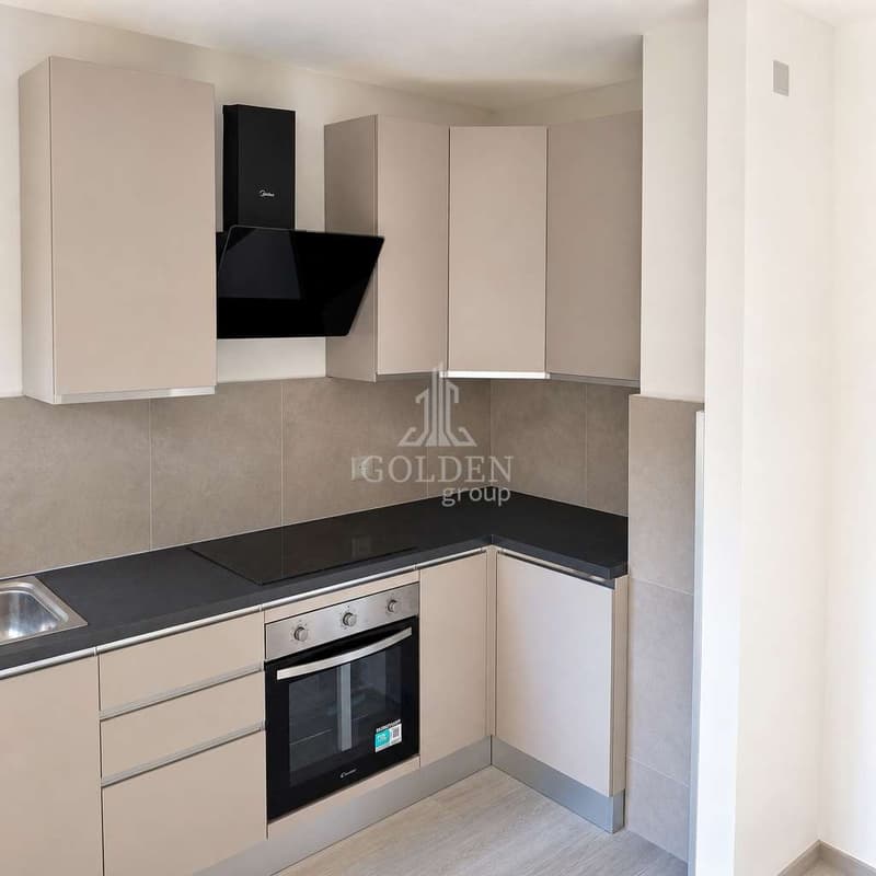 Spacious 4.5-room apartment with private garden in Tremona renovated (4)