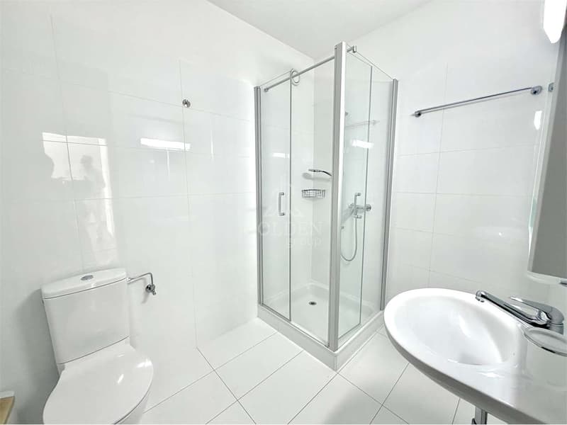 Two-room apartment in residential area Breganzona (9)
