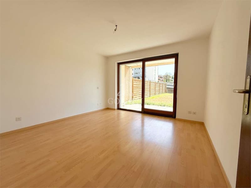 Ampio 4.5 locali con giardino privato e terrazza coperta (8)
