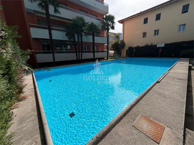 3,5 locali con ampia terrazza e piscina in posizione centrale a Lugano (1)