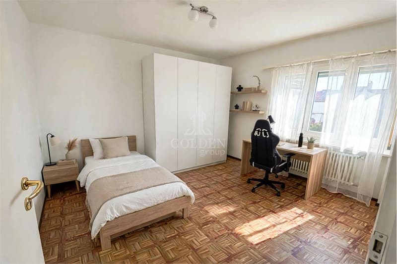 Chiasso - Helle 4,5-Zimmer-Wohnung im 4. Stock mit Doppelterrasse (6)