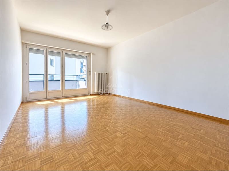 Locarno: 3.5 locali al 6 piano con balcone (4)