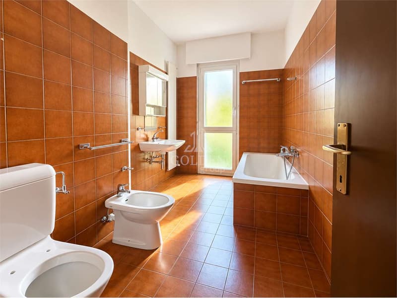 Breganzona - 4.5 locali di 138 m² al 1 piano, libero subito, con cant (12)