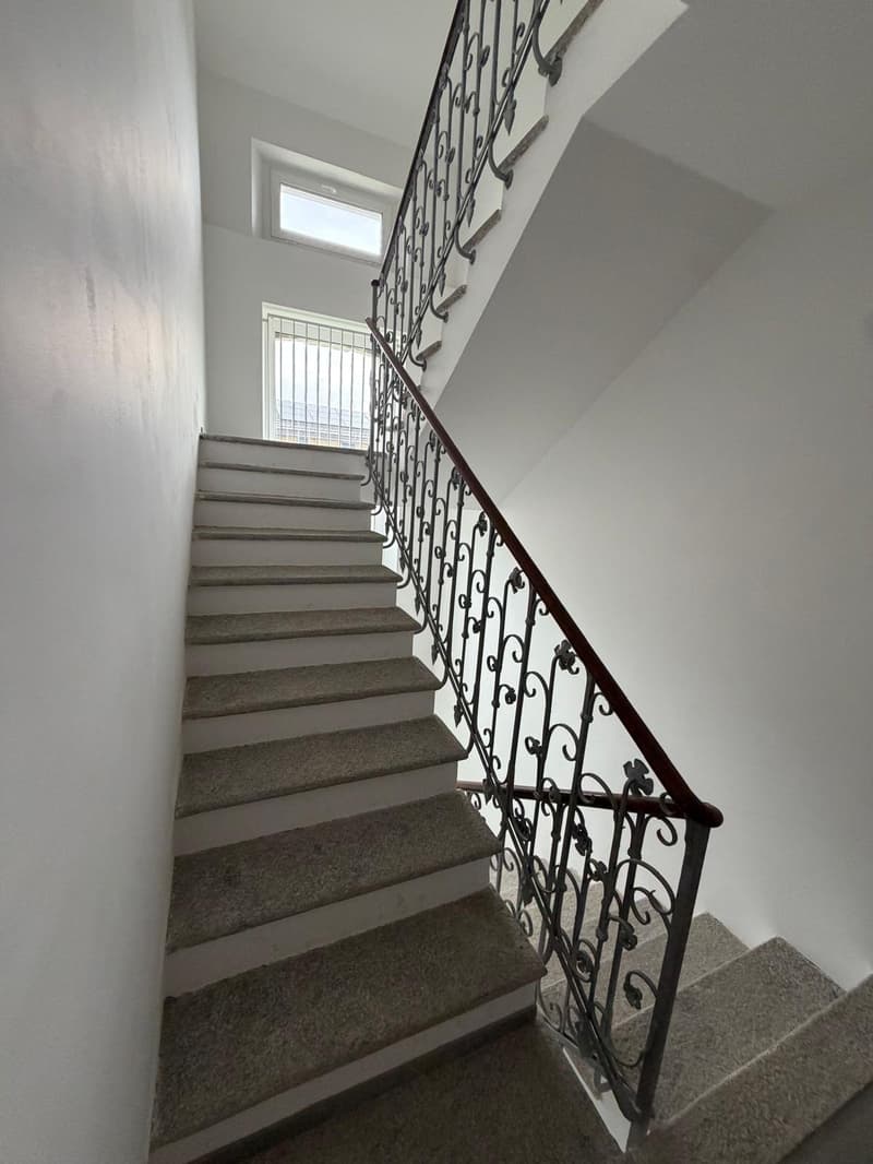 Magliaso – Elegante 3,5 locali immerso nel verde con balcone e posteggio (10)