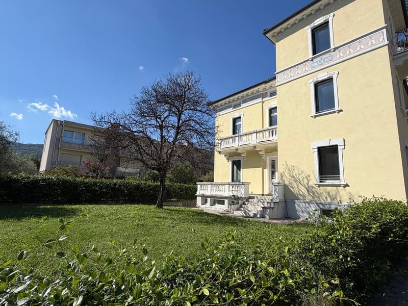 Magliaso – Elegante 2,5 locali con accesso indipendente, giardino e locale aggiuntivo (7)