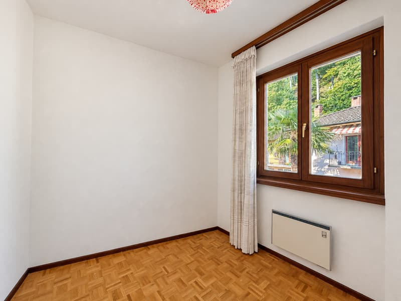Collina d’Oro: potenziale a reddito o una casa di 7 locali tutta da vivere (7)