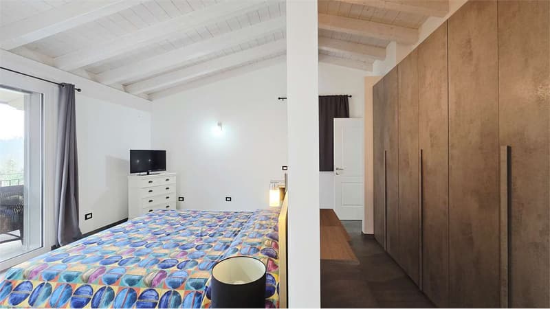 Villa moderne mitoyenne avec 2 appartements (7)