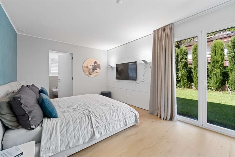 Wohnung 3.5 Zimmer mit Ecke und Seeblick sowie Garten (13)