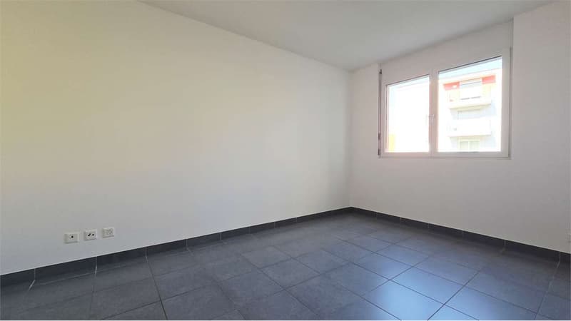 Appartement élégant de 3.5 pièces avec grande terrasse - Pregassona (13)