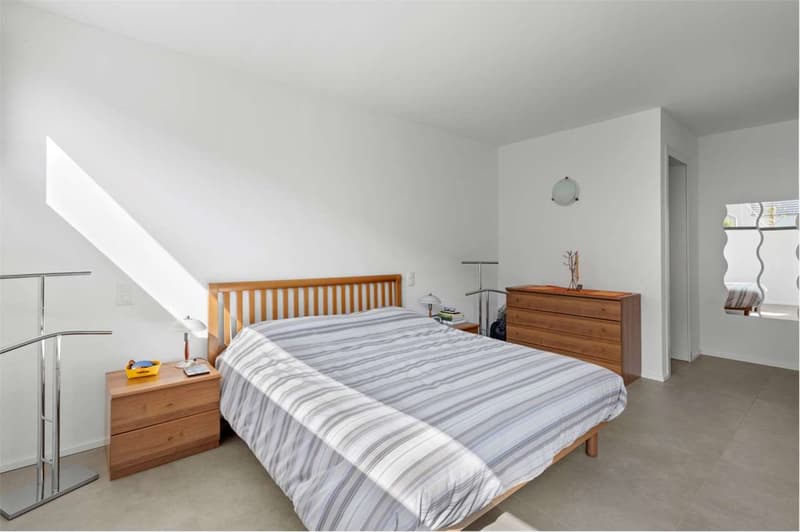 New modern villa + 2.5 independent units | 8 parking spaces (7)